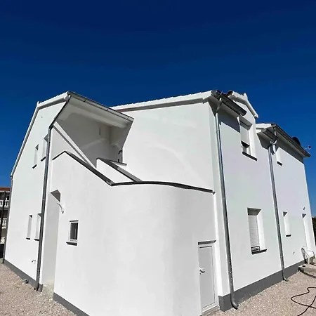 アパート Marija ヴォディツェ